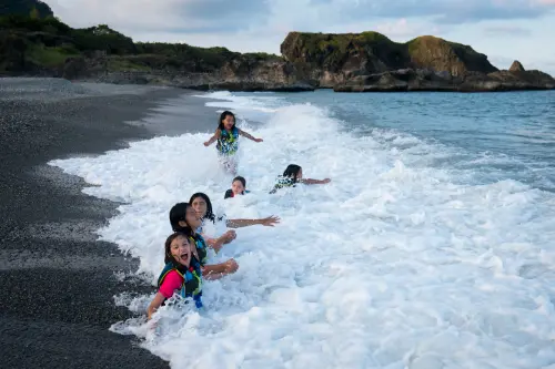 Feel the power of the pacific!