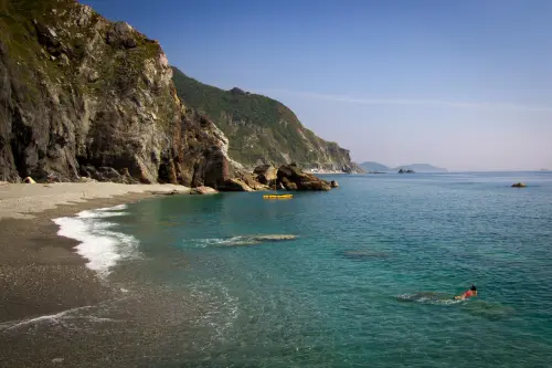 Escape. Sailing, camping, snorkelling… beautiful Taiwan.