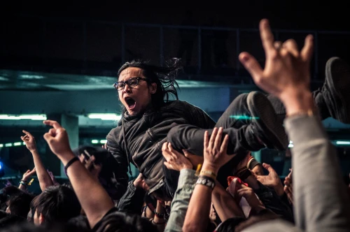 Unknown cowdsurfer at Megaport Music Festival - Kaohsiung | Live music photography by Steve Leggat