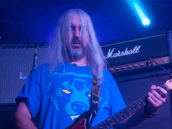 dinosaur-jr-live-in-taipei.jpg
