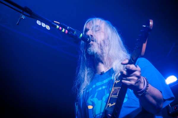 dinosaurjr-taipei1-jmascis.jpg