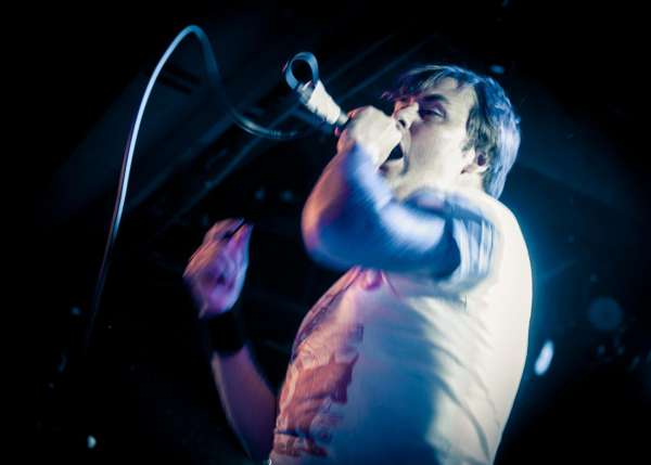 napalm-death-barney-taipei.jpg